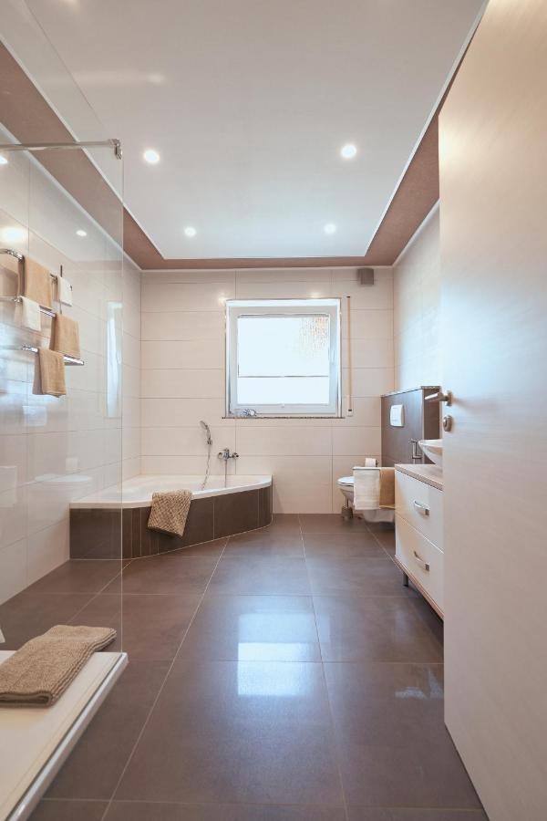 Deluxe - Nationalpark - Gross, Erholsam, Familienfreundlich, Extras Apartment Ellweiler